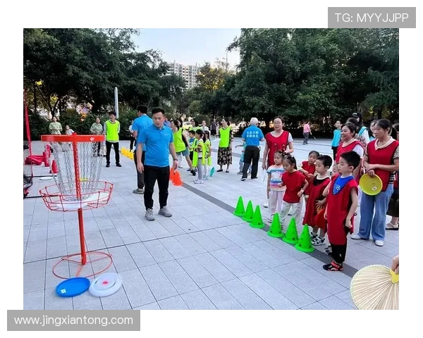 南京飞盘队在极限运动嘉年华中的耐力表现引发热议与赞赏