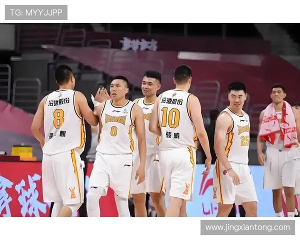 山西队与广厦队精彩对决全场回顾与精彩瞬间分析