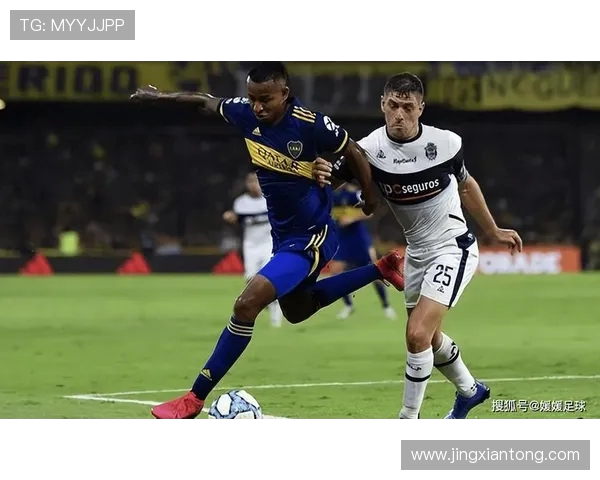 班菲尔德与波士顿的激烈对决揭示了足球战术的深度与魅力