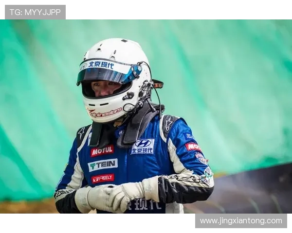 周磊独家分享滑板心得与技巧助你轻松掌握滑板运动的乐趣与挑战